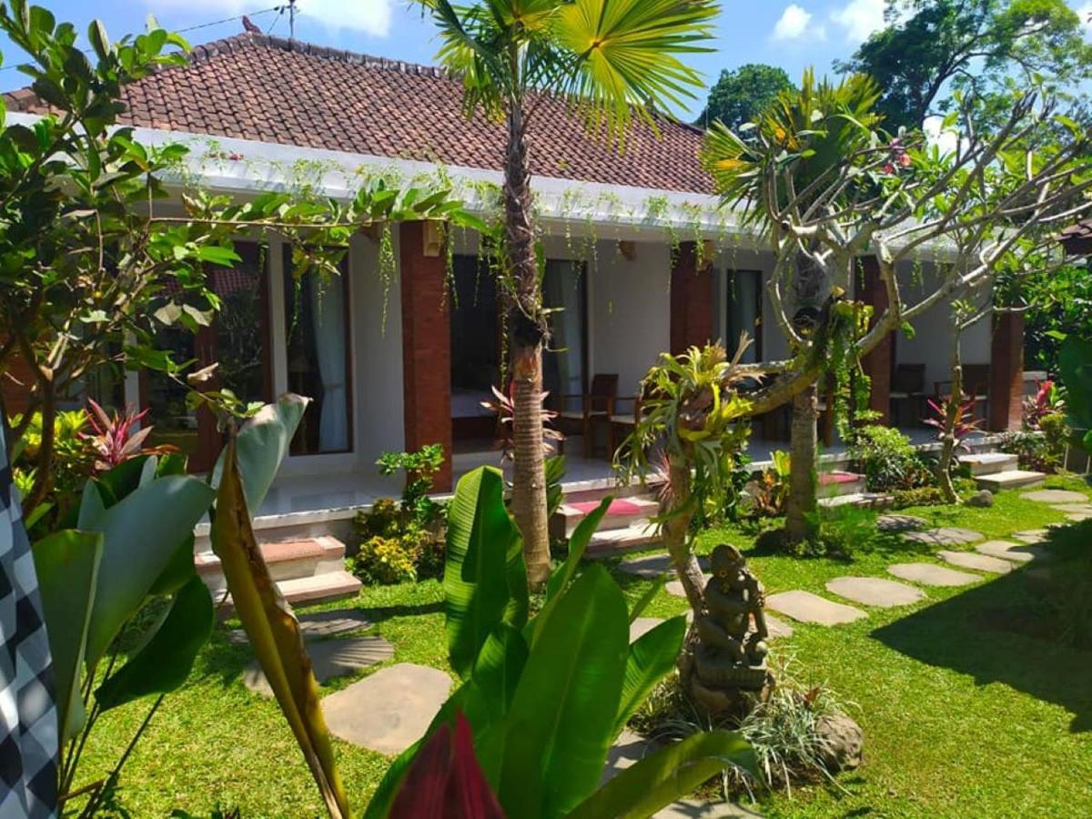 Batantop Ubud Guest House Exterior photo